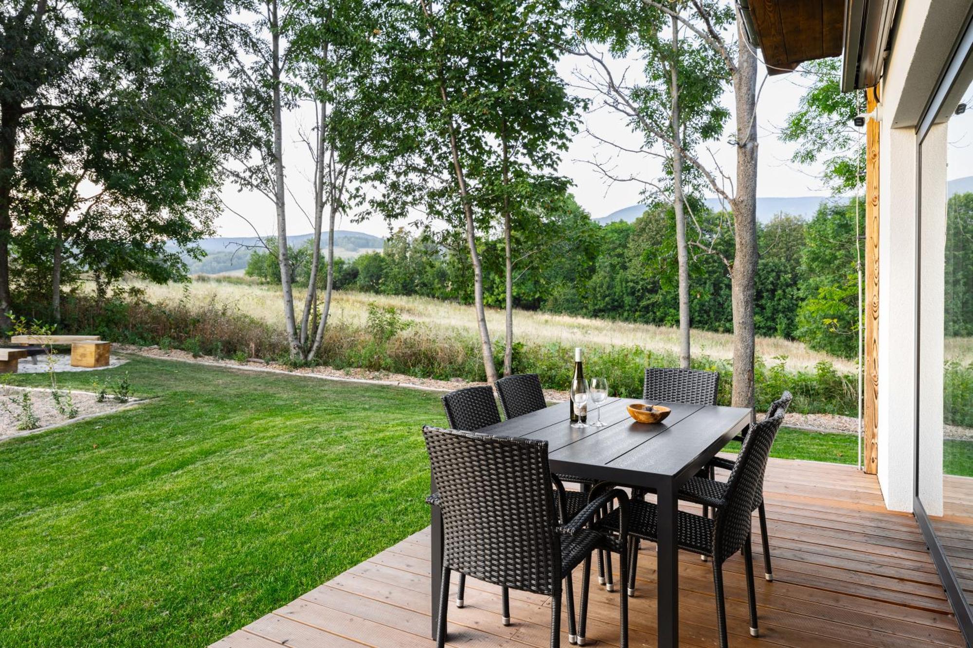 Villa Roubenka "Tam Kde Lisky Davaji Dobrou Noc" Černý Důl Exterior foto